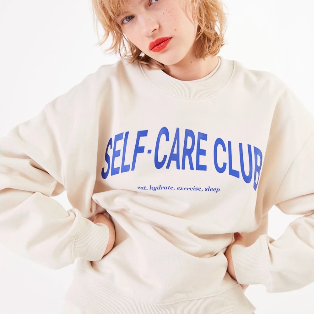 H&M Cream Sweater with Blue Print (XL)